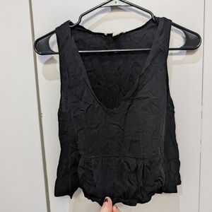 Honey Punch Black V-Neck Flowy Cropped Tank Top